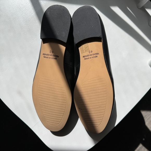 🖤NEW Black Leather Loafers Moccasins Metallic Buckle Size 10🖤 - Picture 3 of 9